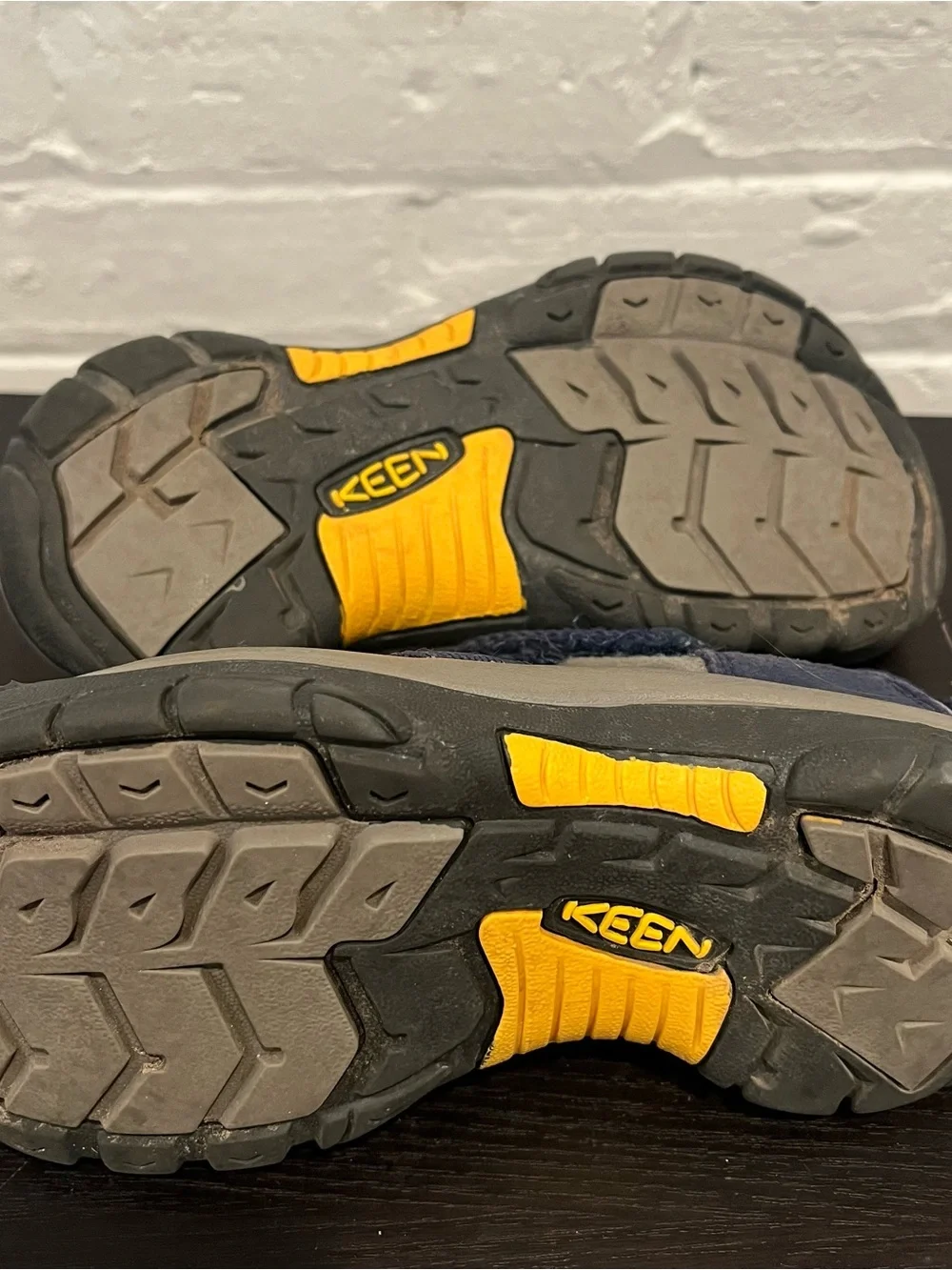 Keen Kids Navy Blue and Gray Closed-Toe Outdoor Sandals